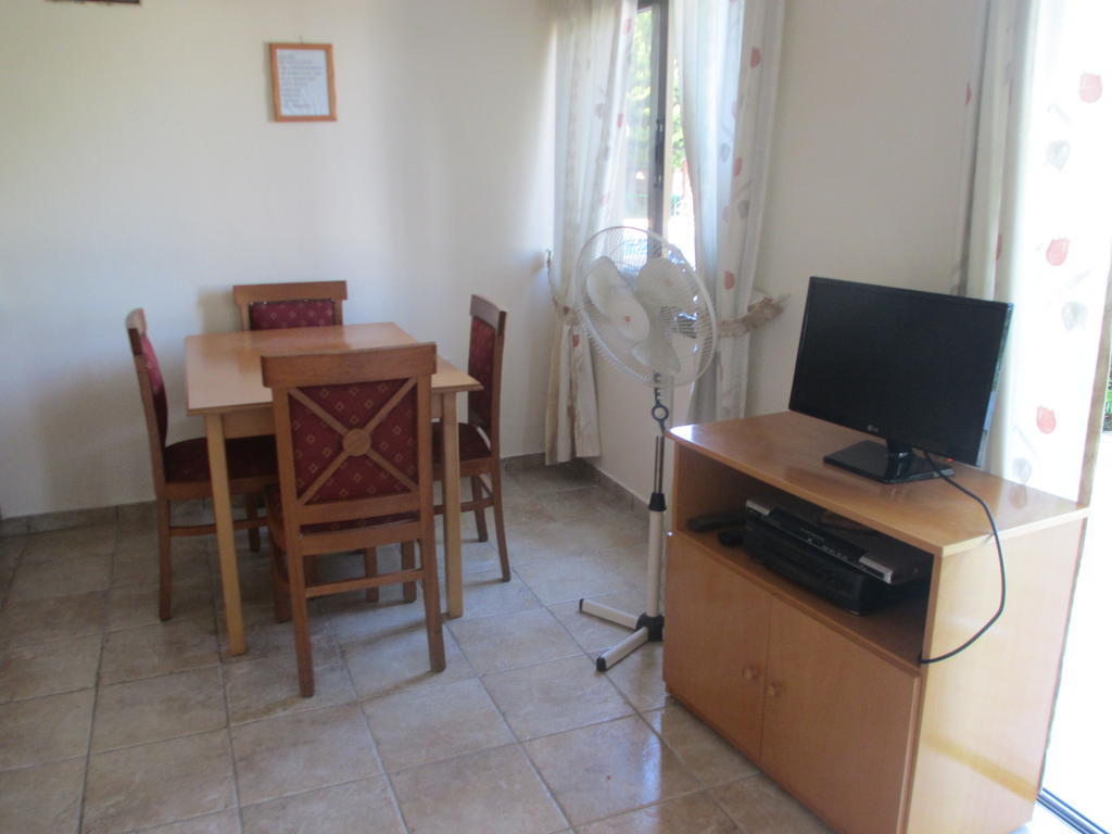 Anastasia Holiday Apartments Klorakas Стая снимка