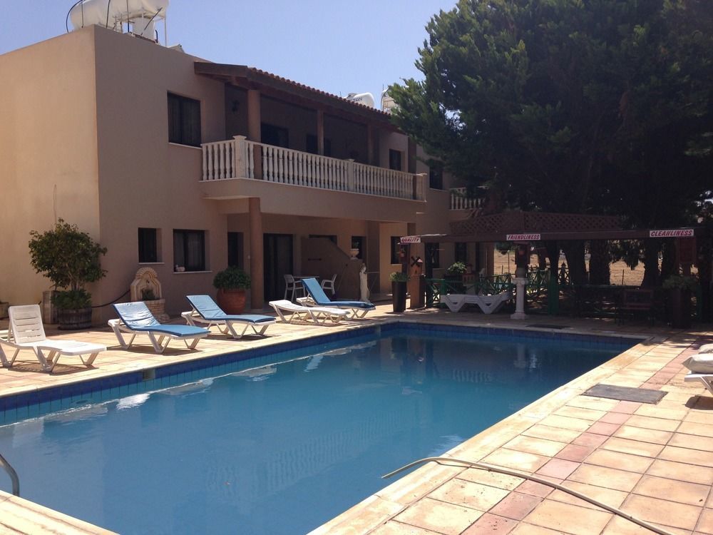 Anastasia Holiday Apartments Klorakas Екстериор снимка